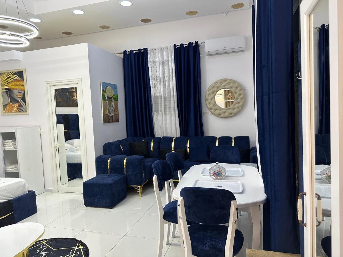 Esto'S Apartament Near Tirana Airport 1 - Self Checkin -Netflix - Free Parking Valias Luaran gambar