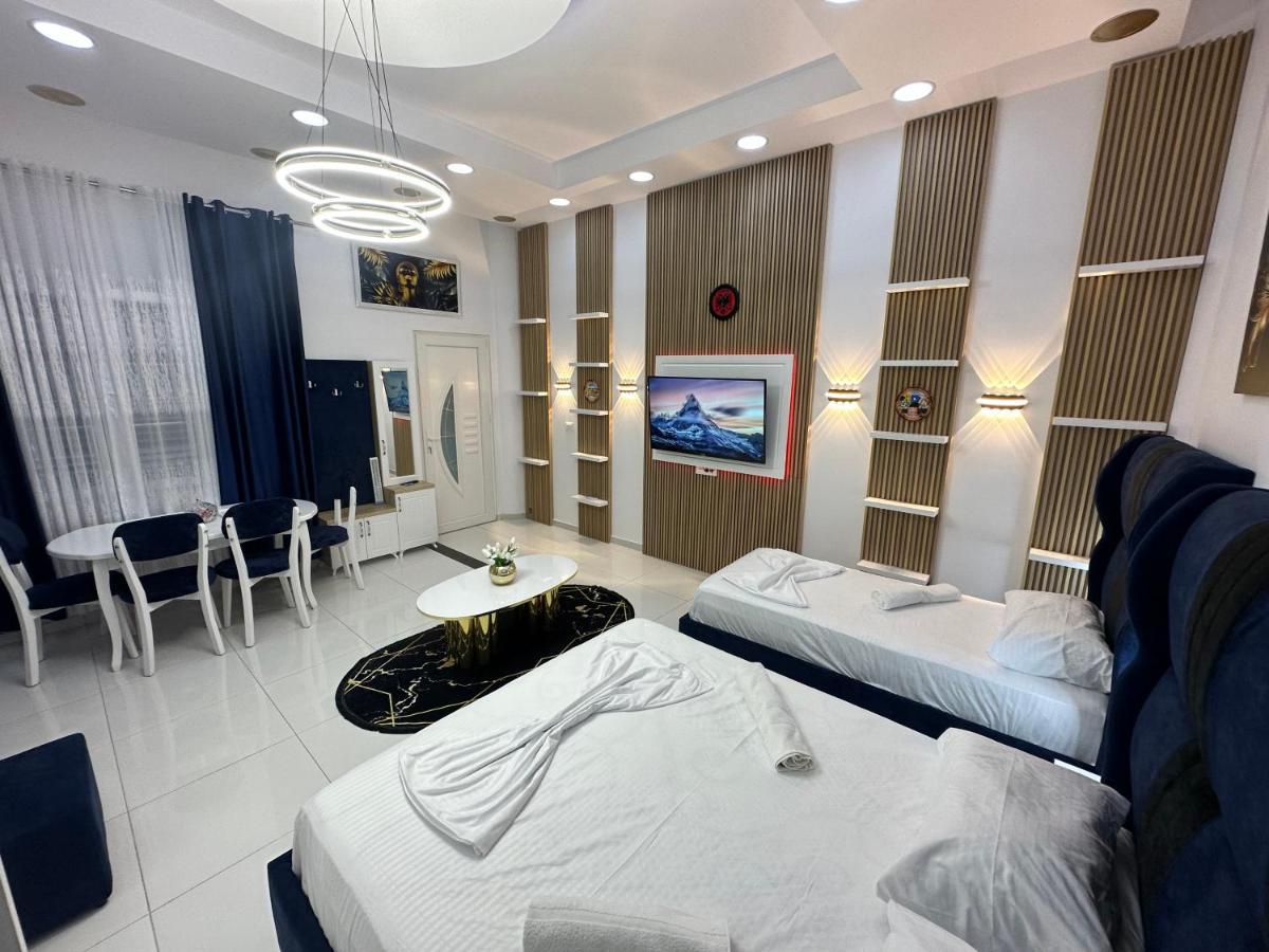 Esto'S Apartament Near Tirana Airport 1 - Self Checkin -Netflix - Free Parking Valias Luaran gambar